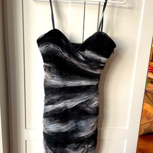 Women’s BCBG Max Azria size 6 dress. New with tags.